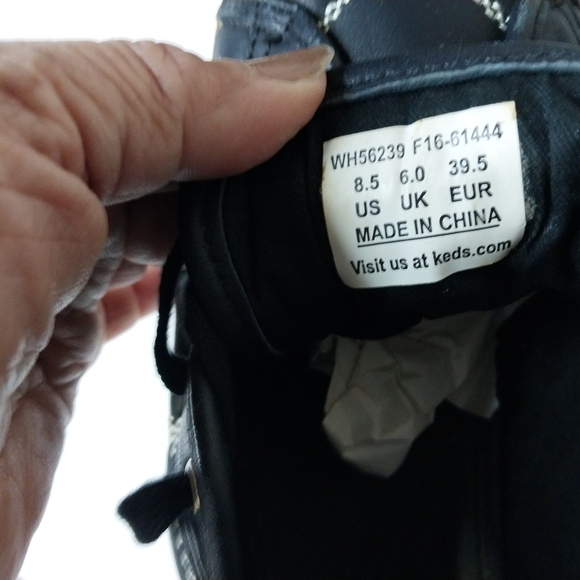 KATE SPADE  Shoes Sneakers Size 8.5 Women's  Black Stitching - Picture 10 of 11